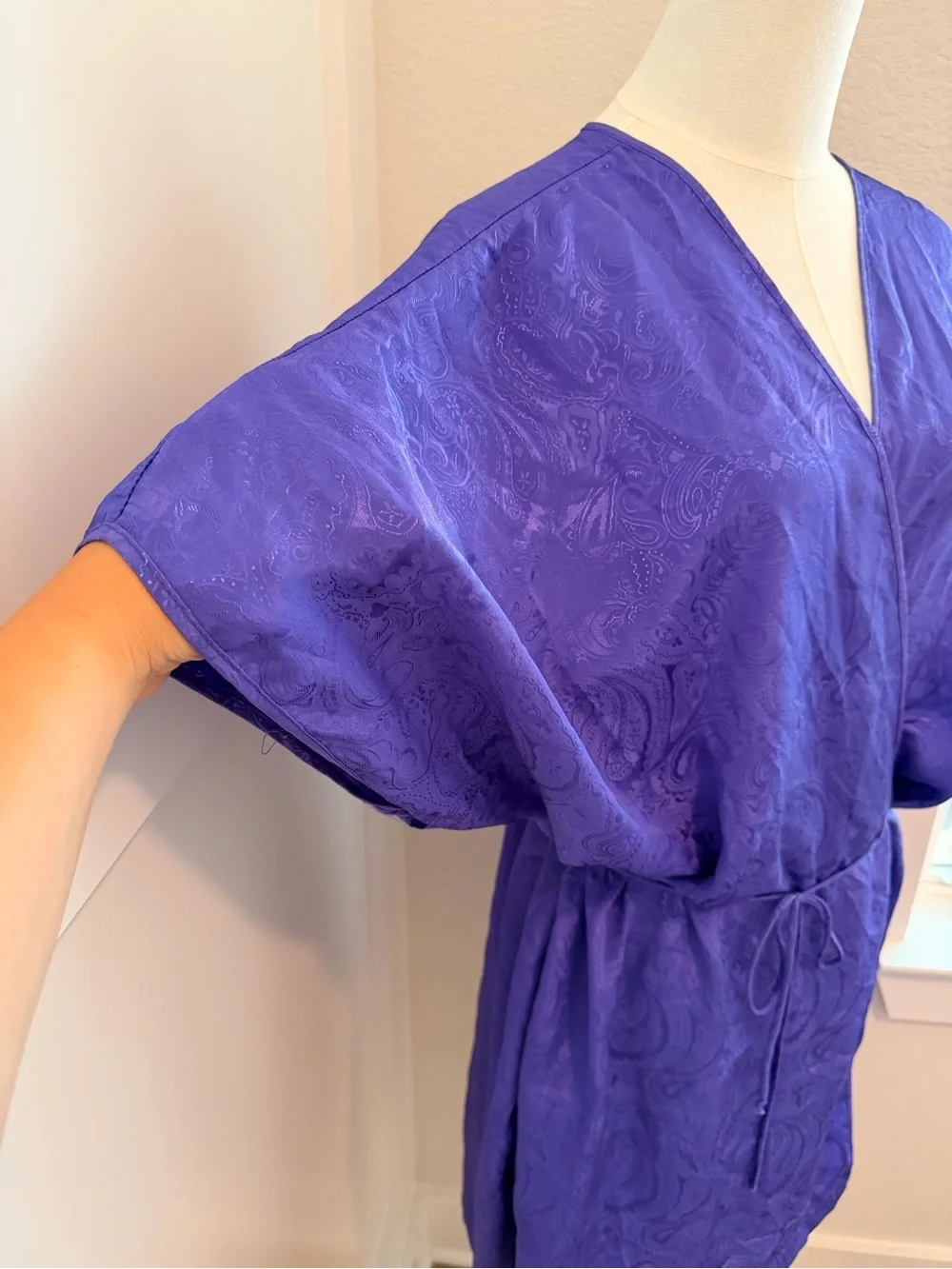 Intimate MOODS Purple Paisley Robe/Cover-Up